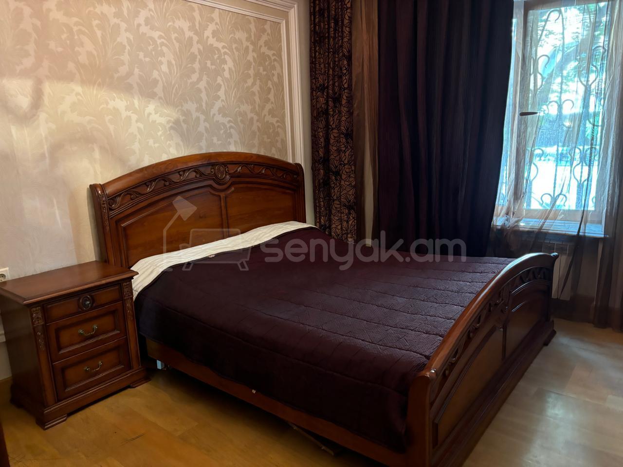 6 Սենյականոց Բնակարան, 140քմ, 1/3 հարկ, Կապիտալ Վերանորոգված