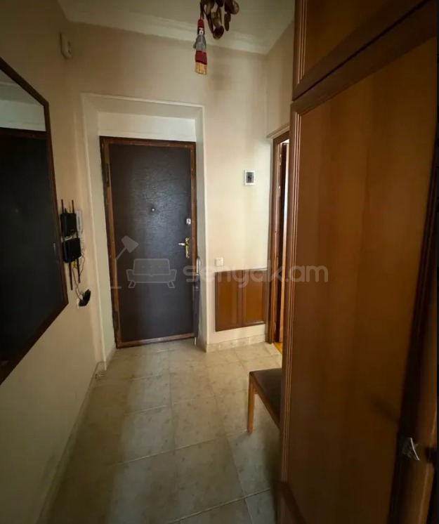 1 Սենյականոց Բնակարան Քարե Շենքում, 38քմ, 4/5 հարկ, Կապիտալ Վերանորոգված