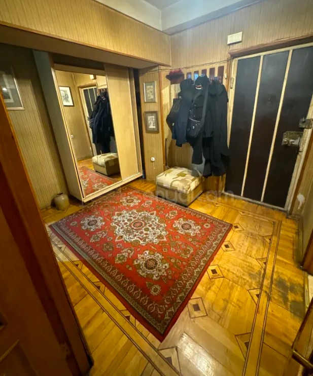 3 Սենյականոց Բնակարան, 78քմ, 5/9 հարկ, Պետական Վիճակում