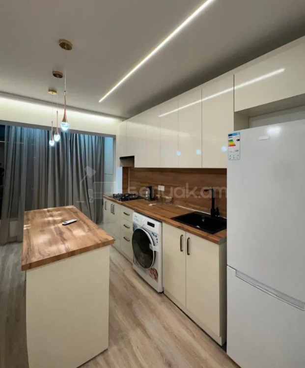 2 Սենյականոց Բնակարան, 49քմ, 5/9 հարկ, Դիզայներական Վերանորոգված