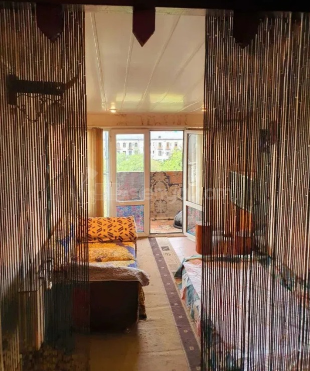 4 Սենյականոց Բնակարան Քարե Շենքում, 124քմ, 5/5 հարկ, Կապիտալ Վերանորոգված