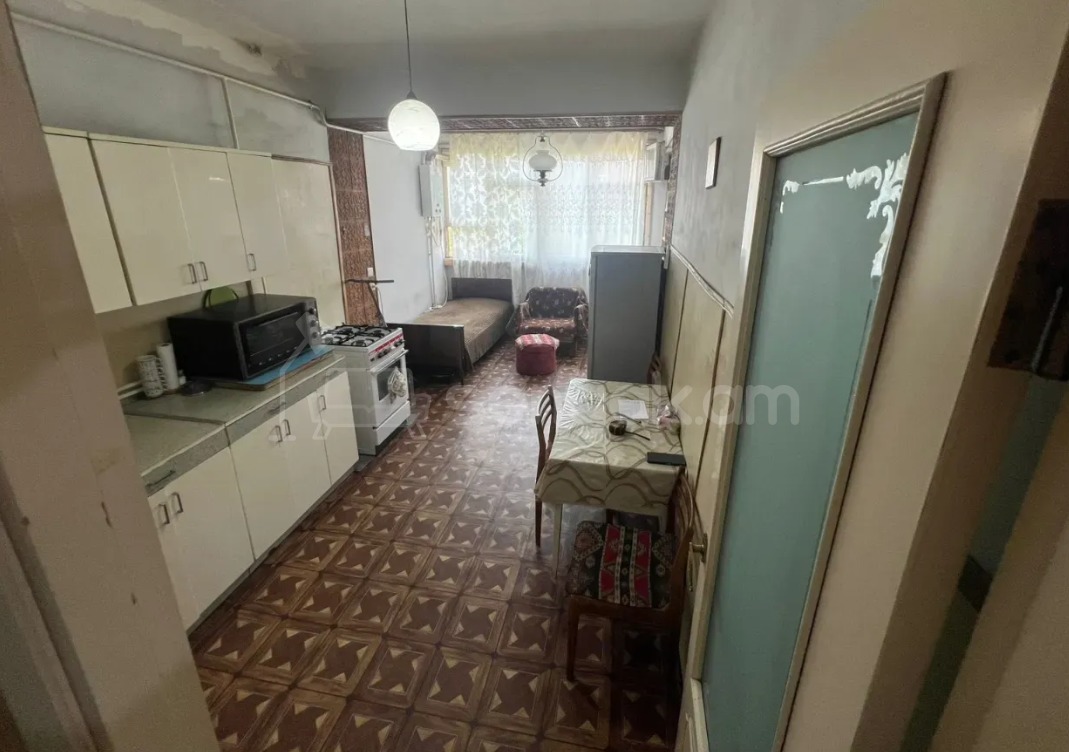 2 Սենյականոց Բնակարան, 76քմ, 5/14 հարկ, Պետական Վիճակում