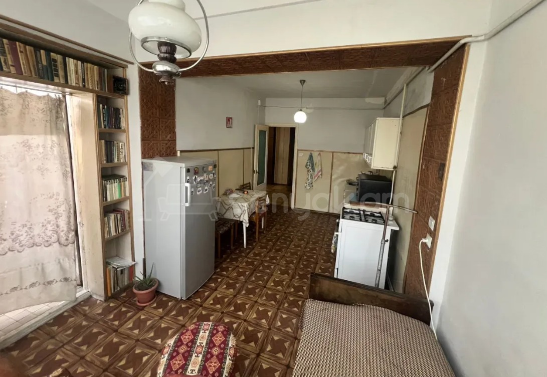 2 Սենյականոց Բնակարան, 76քմ, 5/14 հարկ, Պետական Վիճակում