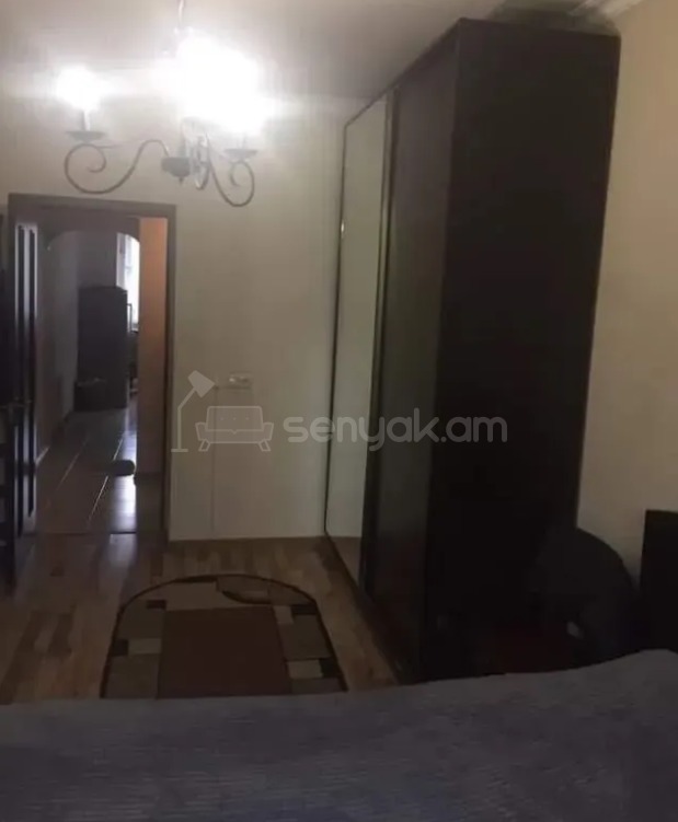 3 Սենյականոց Բնակարան Քարե Շենքում, 70քմ, 2/4 հարկ, Կապիտալ Վերանորոգված