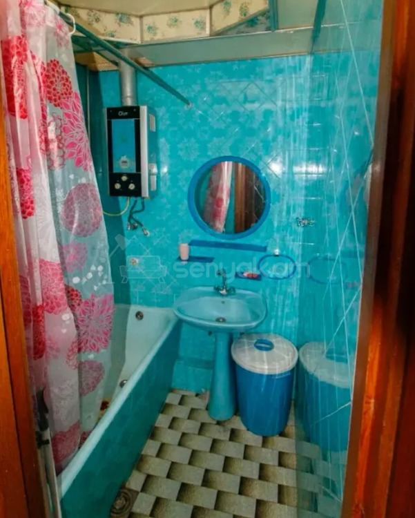 1 Սենյականոց Բնակարան Քարե Շենքում, 48քմ, 4/5 հարկ, Կոսմետիկ Վերանորոգված