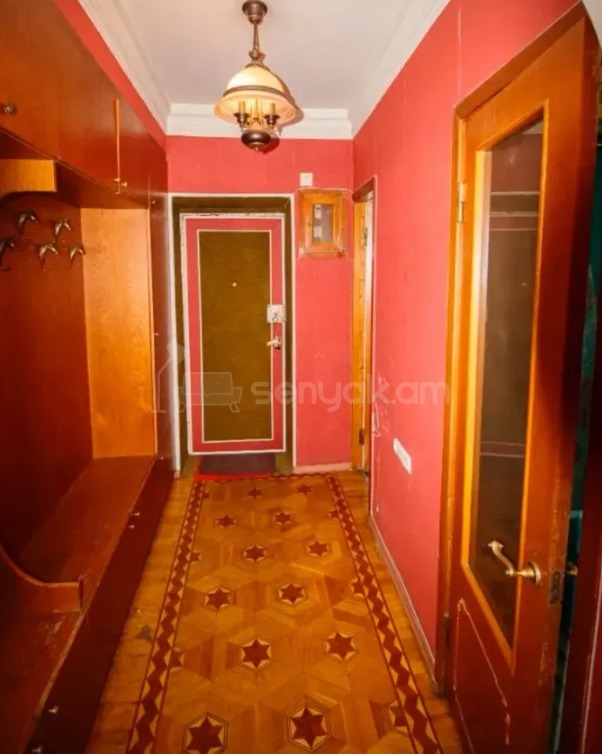 1 Սենյականոց Բնակարան Քարե Շենքում, 48քմ, 4/5 հարկ, Կոսմետիկ Վերանորոգված