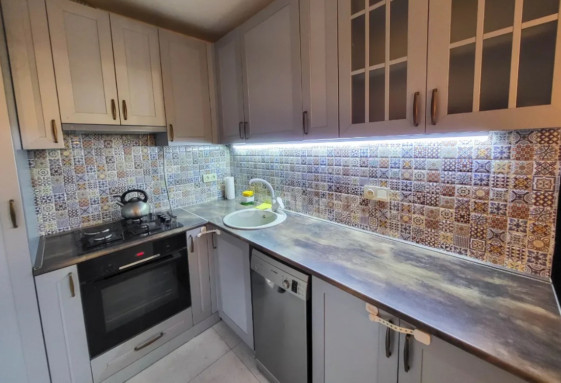 2 Սենյականոց Բնակարան Քարե Շենքում, 58քմ, 2/5 հարկ, Դիզայներական Վերանորոգված