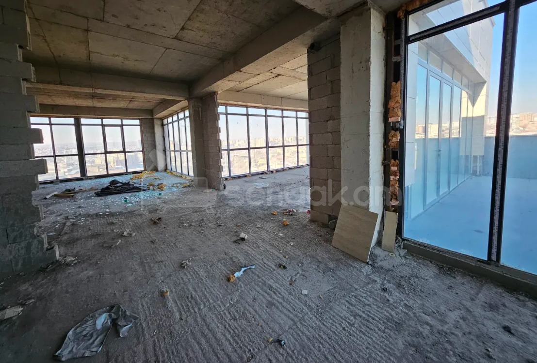 4 Սենյականոց Բնակարան Նորակառույցում, 201քմ, 16/16 հարկ, Զրոյական Վիճակում