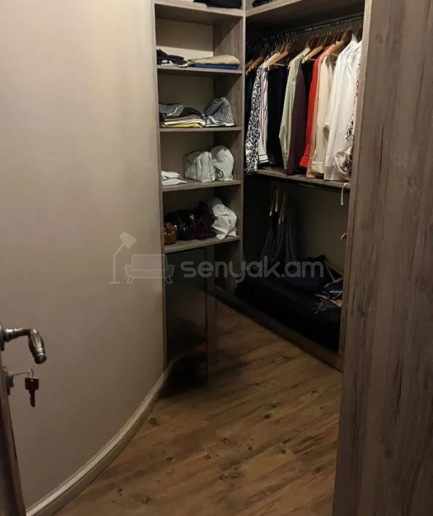 4 Սենյականոց Բնակարան Նորակառույցում, 146քմ, 6/9 հարկ, Կապիտալ Վերանորոգված