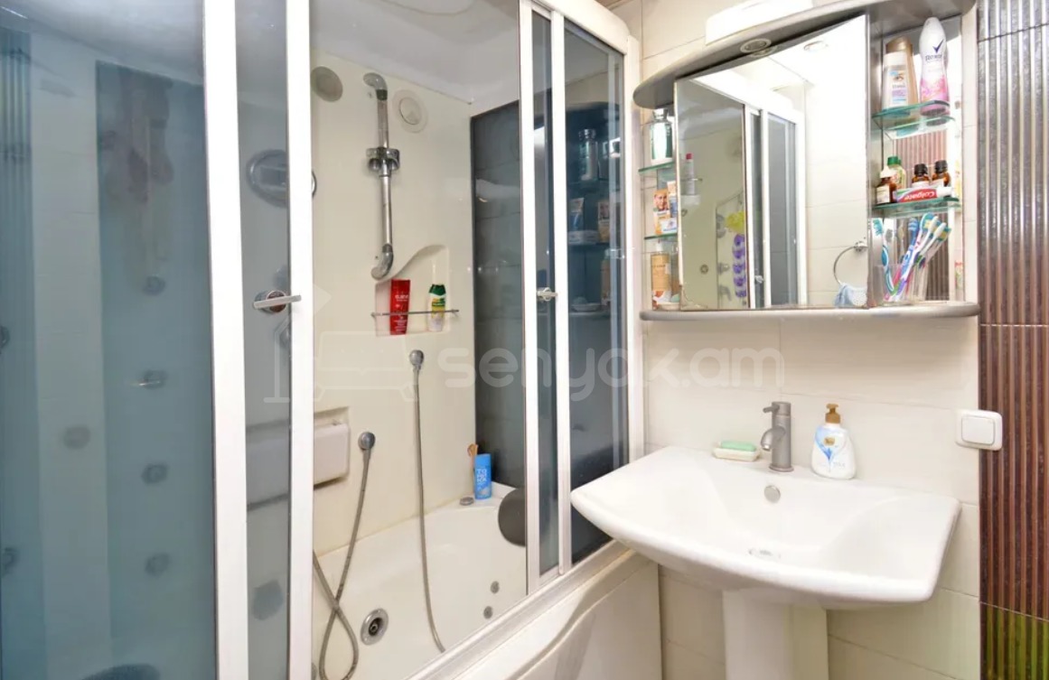 3 Սենյականոց Բնակարան, 60քմ, 8/16 հարկ, Կապիտալ Վերանորոգված