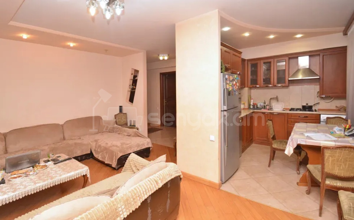 3 Սենյականոց Բնակարան, 60քմ, 8/16 հարկ, Կապիտալ Վերանորոգված