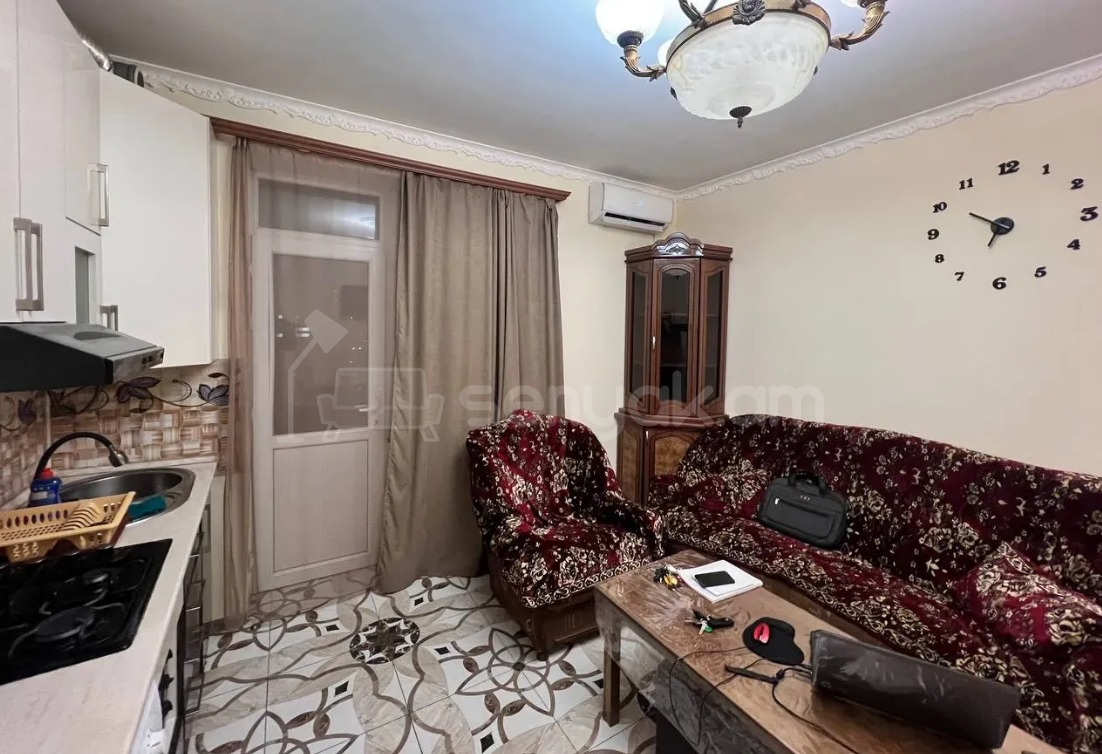 2 Սենյականոց Բնակարան Քարե Շենքում, 36քմ, 4/4 հարկ, Կապիտալ Վերանորոգված