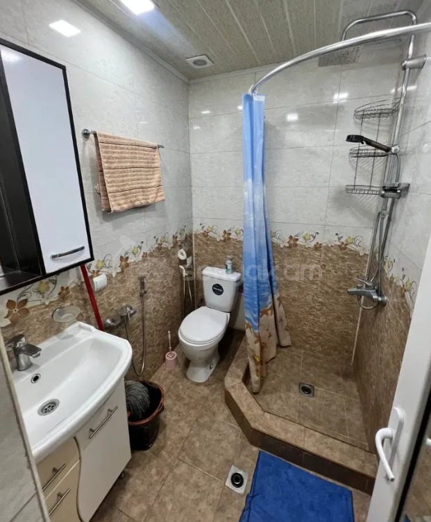 2 Սենյականոց Բնակարան Քարե Շենքում, 36քմ, 4/4 հարկ, Կապիտալ Վերանորոգված