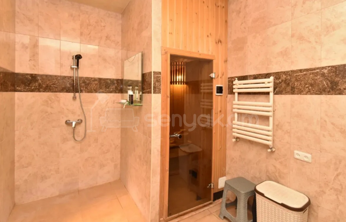 8 Սենյականոց Շքեղ Առանձնատուն, 300քմ