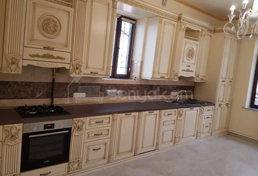 8 Սենյականոց Շքեղ Առանձնատուն, 300քմ