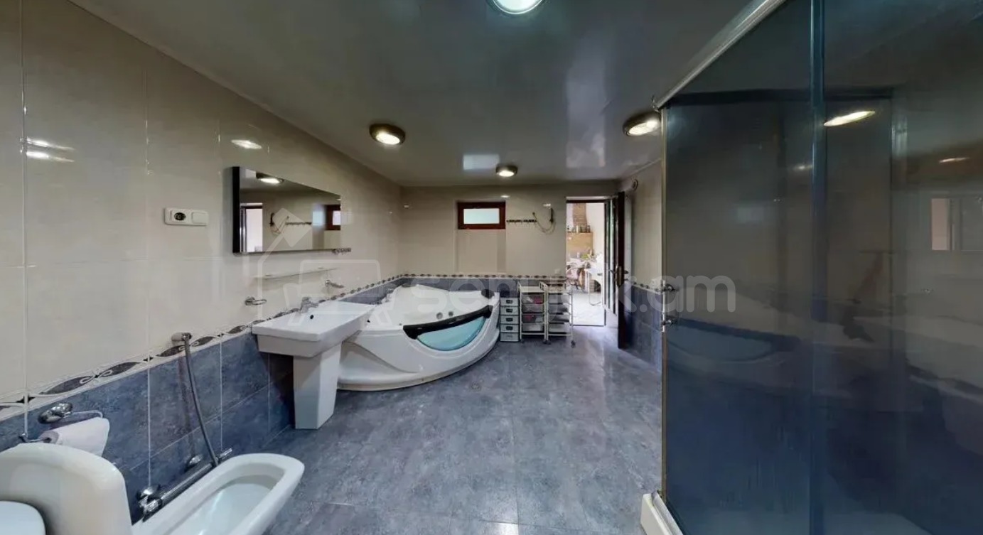 5 Սենյականոց Շքեղ Առանձնատուն, 570քմ