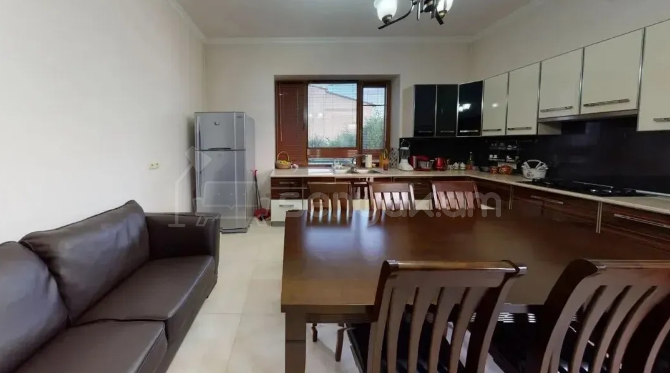 5 Սենյականոց Շքեղ Առանձնատուն, 570քմ