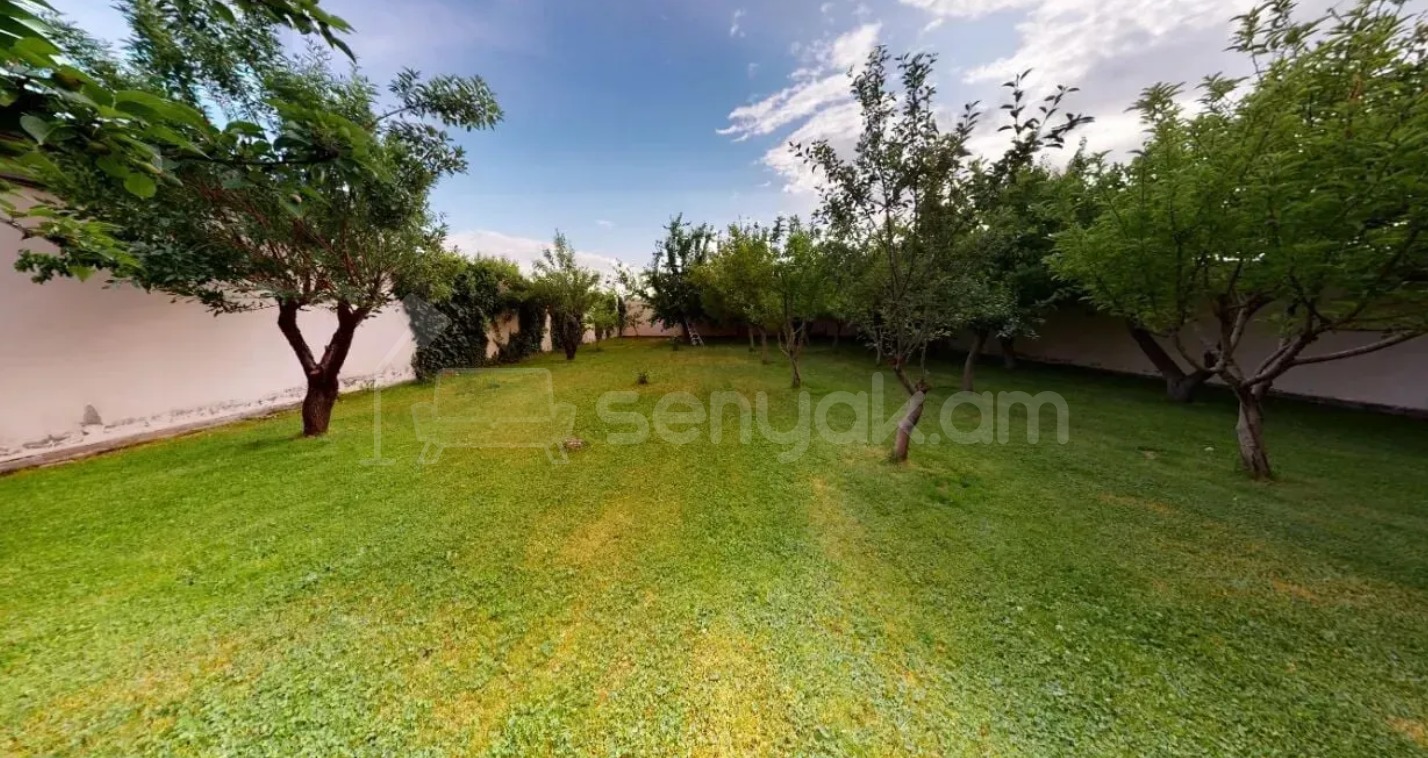 5 Սենյականոց Շքեղ Առանձնատուն, 570քմ