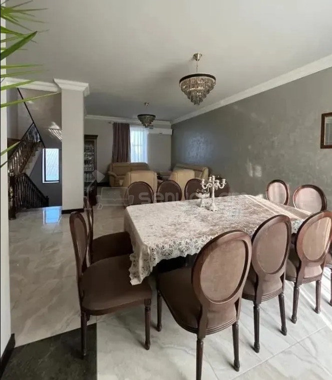 6 Սենյականոց Շքեղ Առանձնատուն, 360քմ