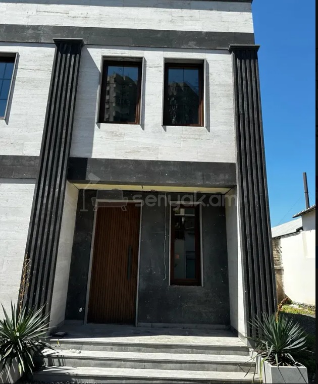 4 Սենյականոց Շքեղ Առանձնատուն, 150քմ