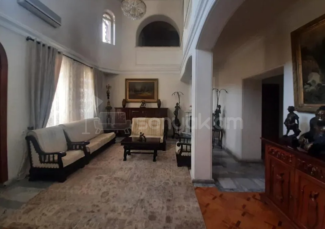 8 Սենյականոց Շքեղ Առանձնատուն, 1400քմ