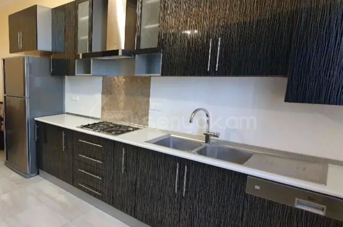 7 Սենյականոց Շքեղ Առանձնատուն, 440քմ