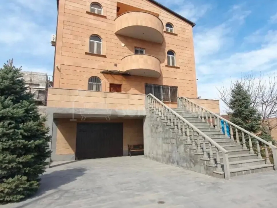 7 Սենյականոց Շքեղ Առանձնատուն, 440քմ