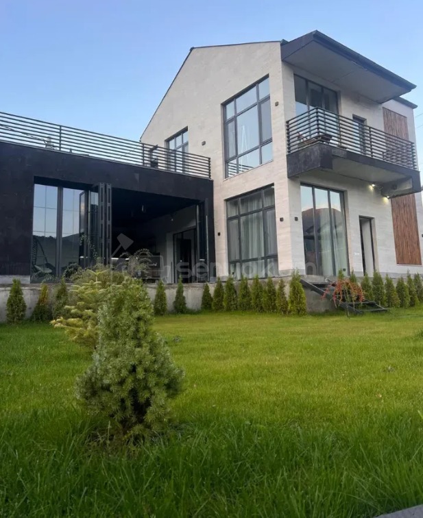 5 Սենյականոց Շքեղ Առանձնատուն, 240քմ