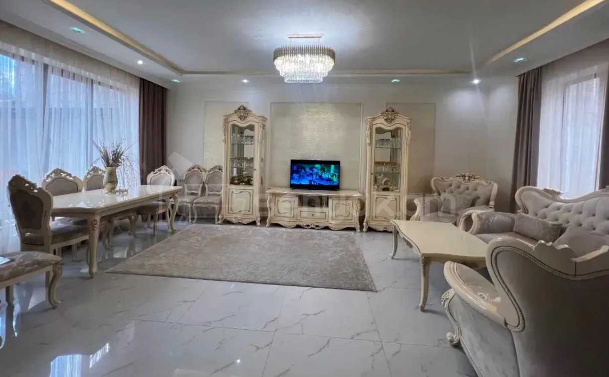 4 Սենյականոց Սեփական Տուն, 240քմ, Կապիտալ Վերանորոգված