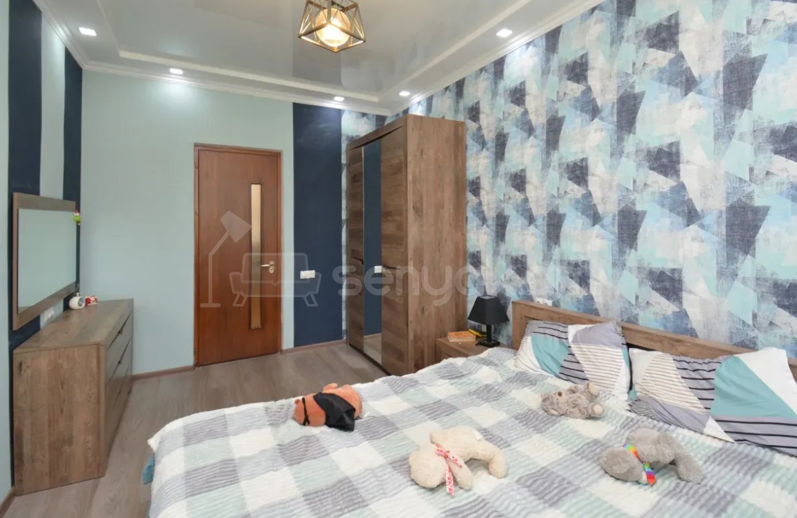 8 Սենյականոց Շքեղ Առանձնատուն, 422քմ