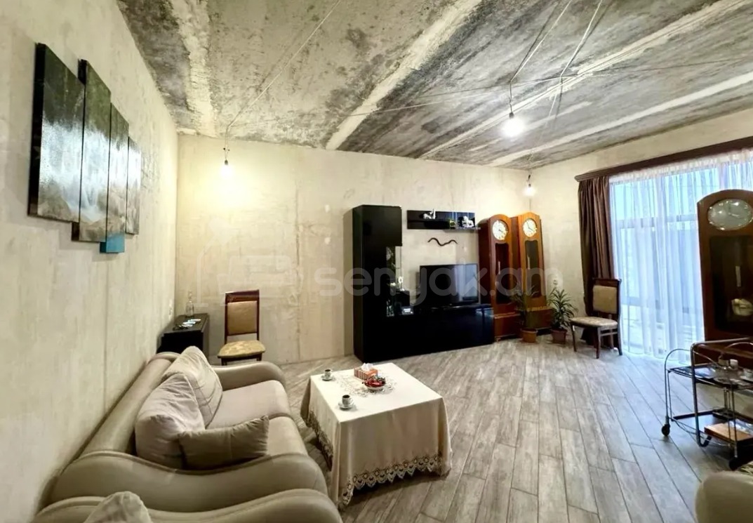 5 Սենյականոց Սեփական Տուն, 280քմ, Կոսմետիկ Վերանորոգված