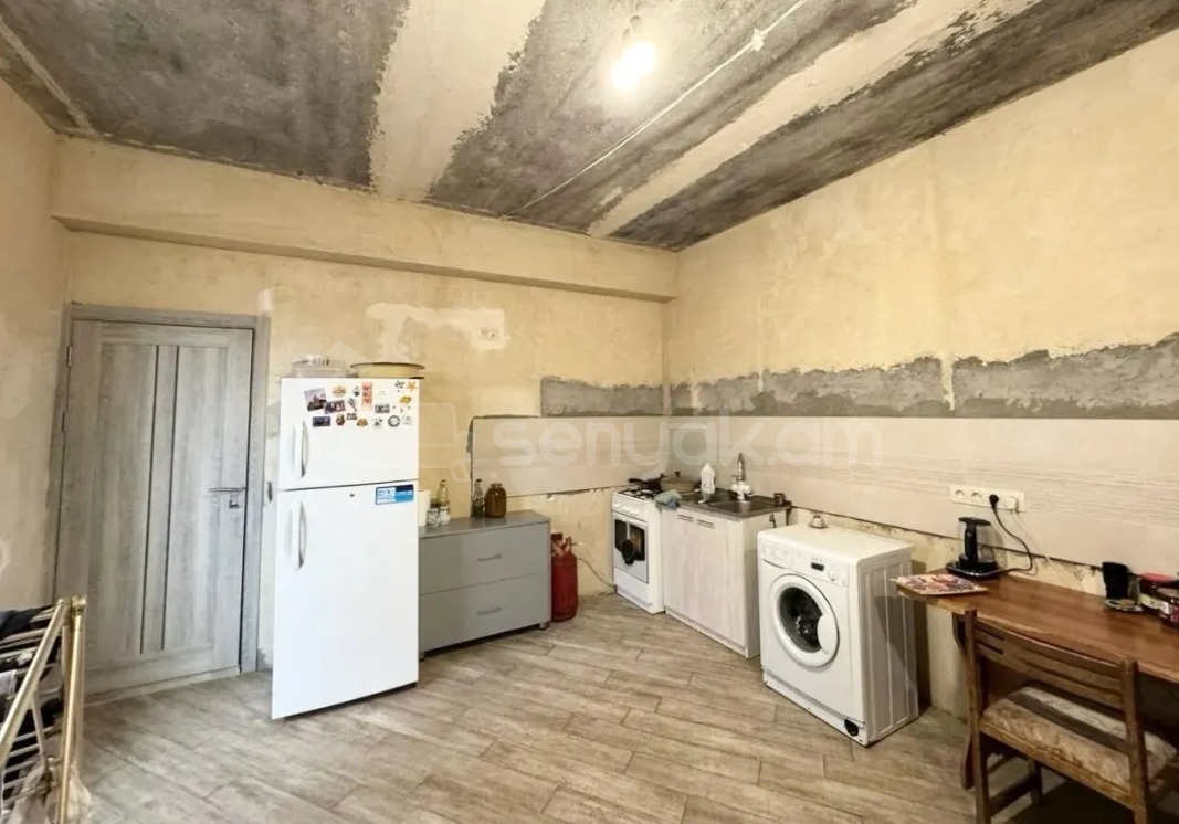 5 Սենյականոց Սեփական Տուն, 280քմ, Կոսմետիկ Վերանորոգված