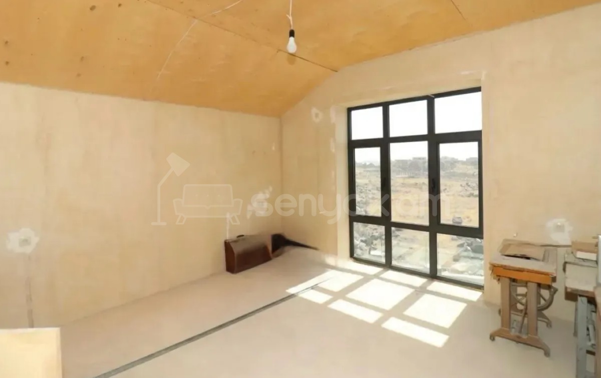 5 Սենյականոց Սեփական Տուն, 280քմ, Կոսմետիկ Վերանորոգված