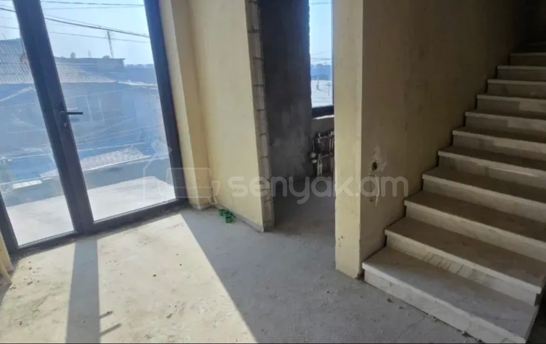 5 Սենյականոց Սեփական Տուն, 385քմ