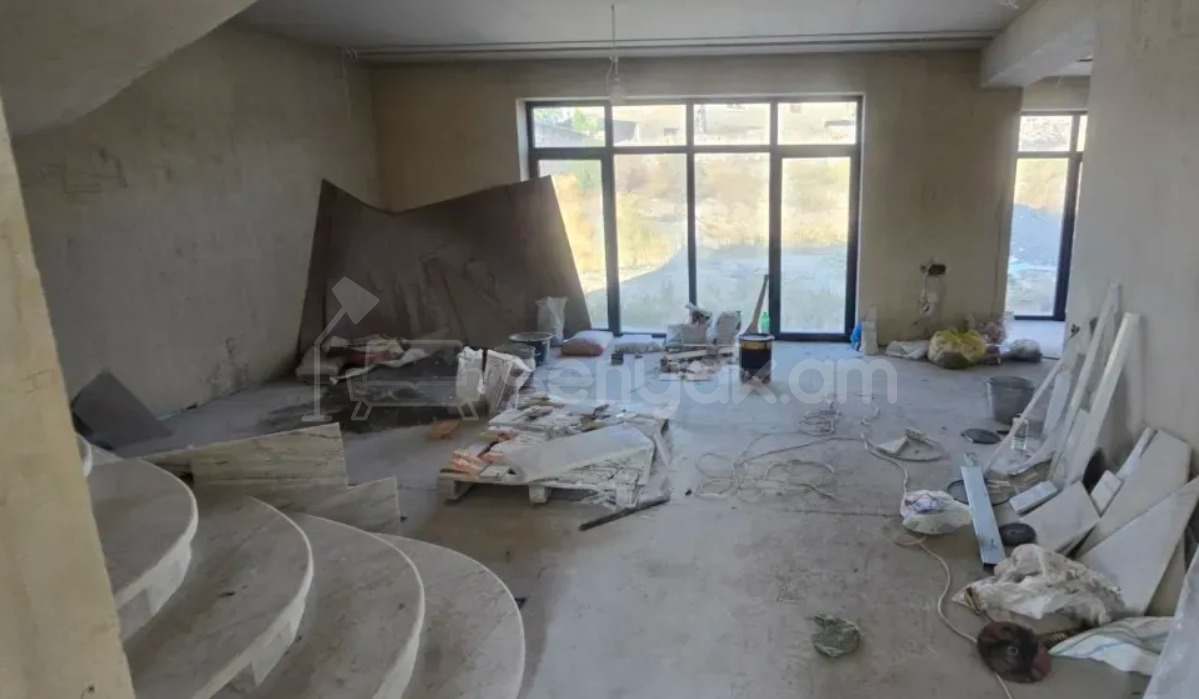 5 Սենյականոց Սեփական Տուն, 385քմ