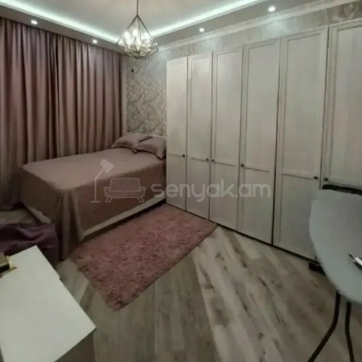 7 Սենյականոց Շքեղ Առանձնատուն, 250քմ