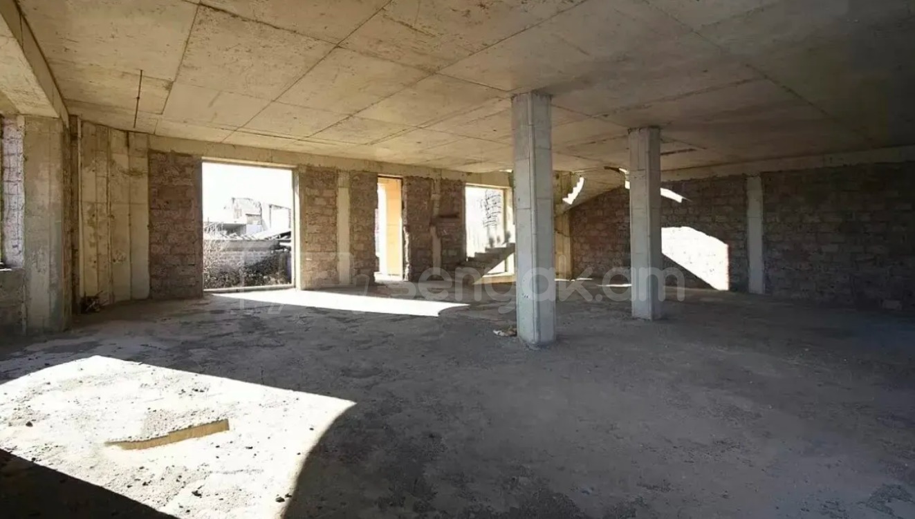 7 Սենյականոց Շքեղ Առանձնատուն, 500քմ