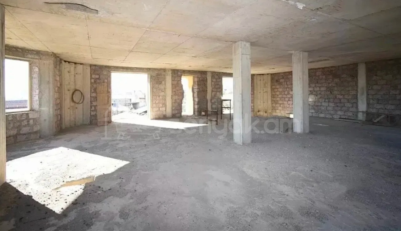 7 Սենյականոց Շքեղ Առանձնատուն, 500քմ