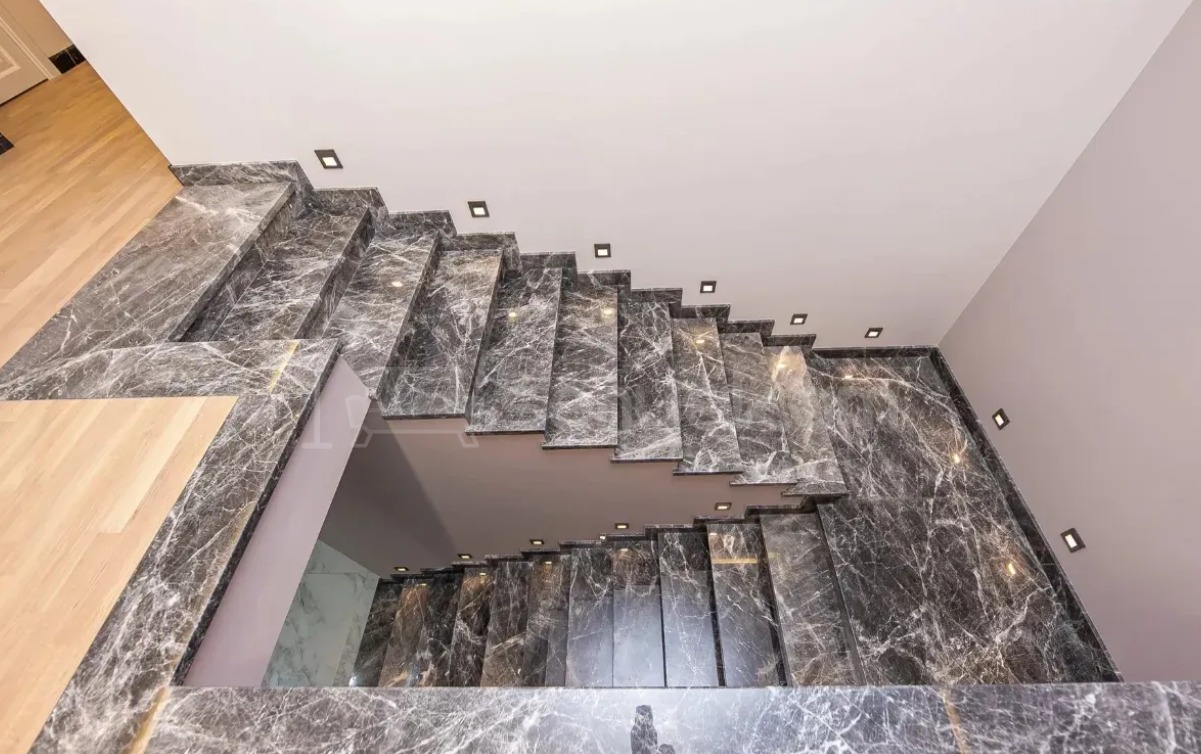 7 Սենյականոց Շքեղ Առանձնատուն, 211քմ