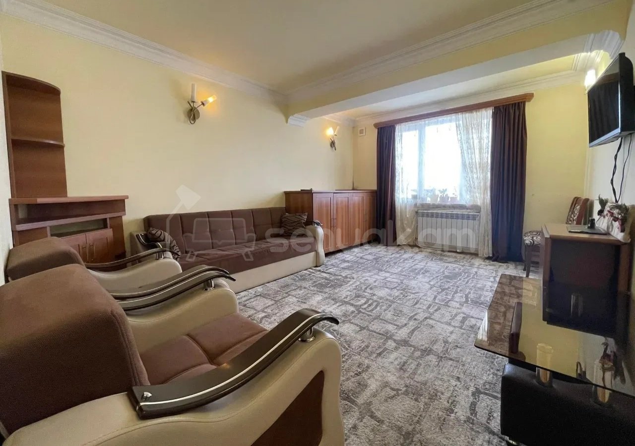 2 Սենյականոց Բնակարան Քարե Շենքում, 50քմ, 5/5 հարկ, Կապիտալ Վերանորոգված, Կահավորված, Արևկող