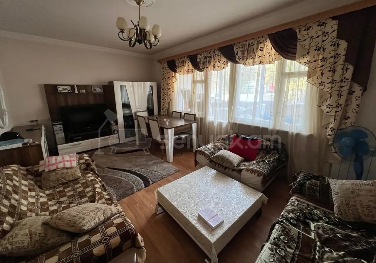 3 Սենյականոց Բնակարան, 75քմ, 3/9 հարկ, Կապիտալ Վերանորոգված, Կահավորված