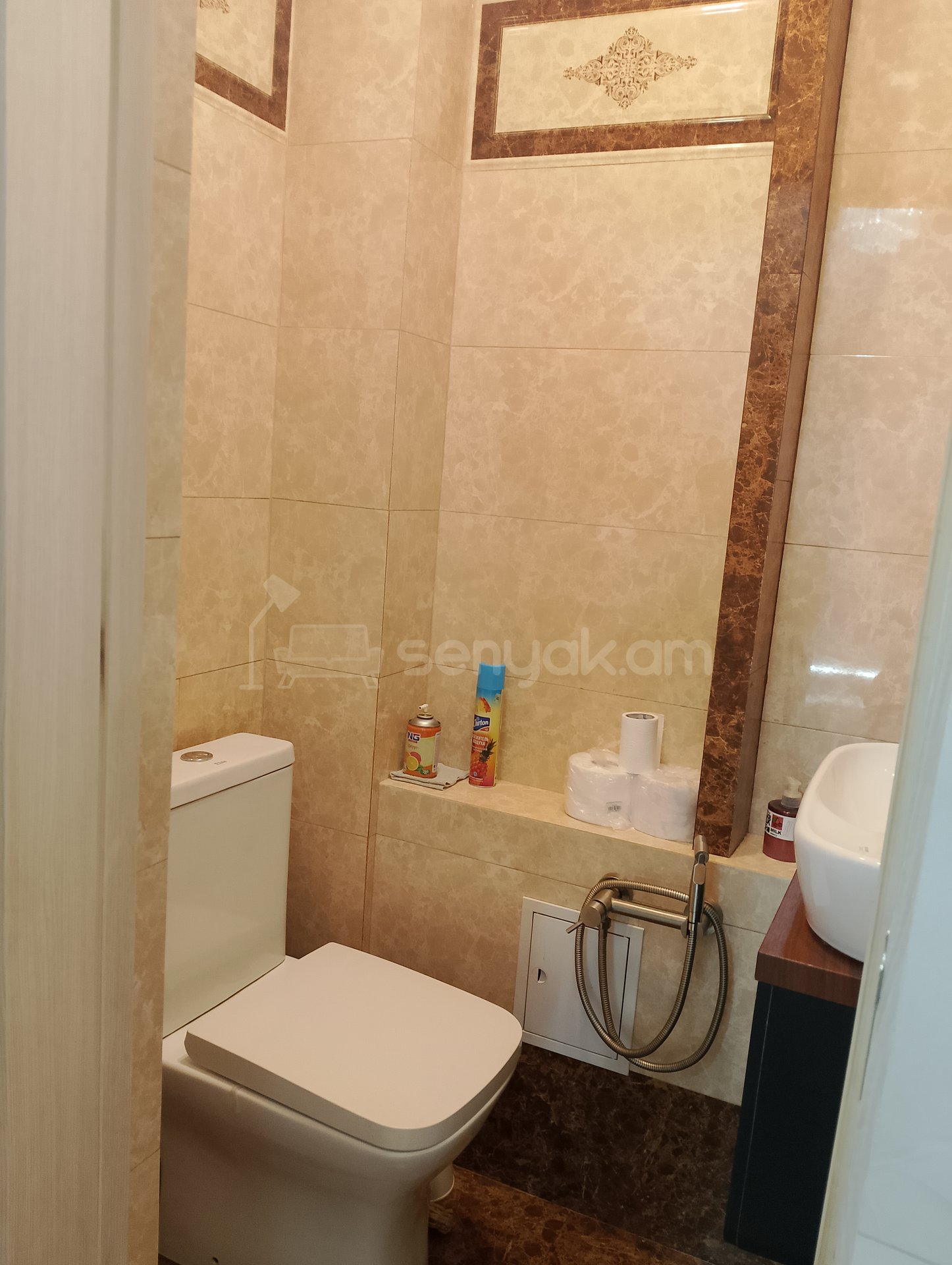 2 Սենյականոց Բնակարան Քարե Շենքում, 60քմ, 3/5 հարկ, Կապիտալ Վերանորոգված, Կահավորված, Արևկող