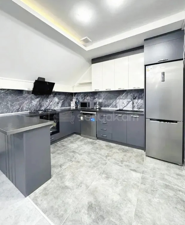 3 Սենյականոց Բնակարան Նորակառույցում, 80քմ, 8/8 հարկ, Դիզայներական Վերանորոգված