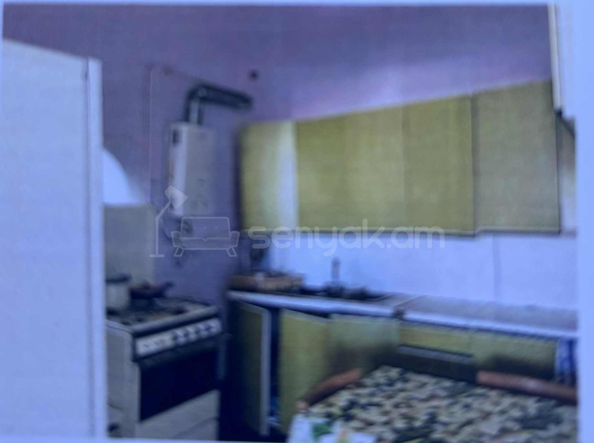 7 Սենյականոց Սեփական Տուն, 253քմ, Նորմալ Վիճակում