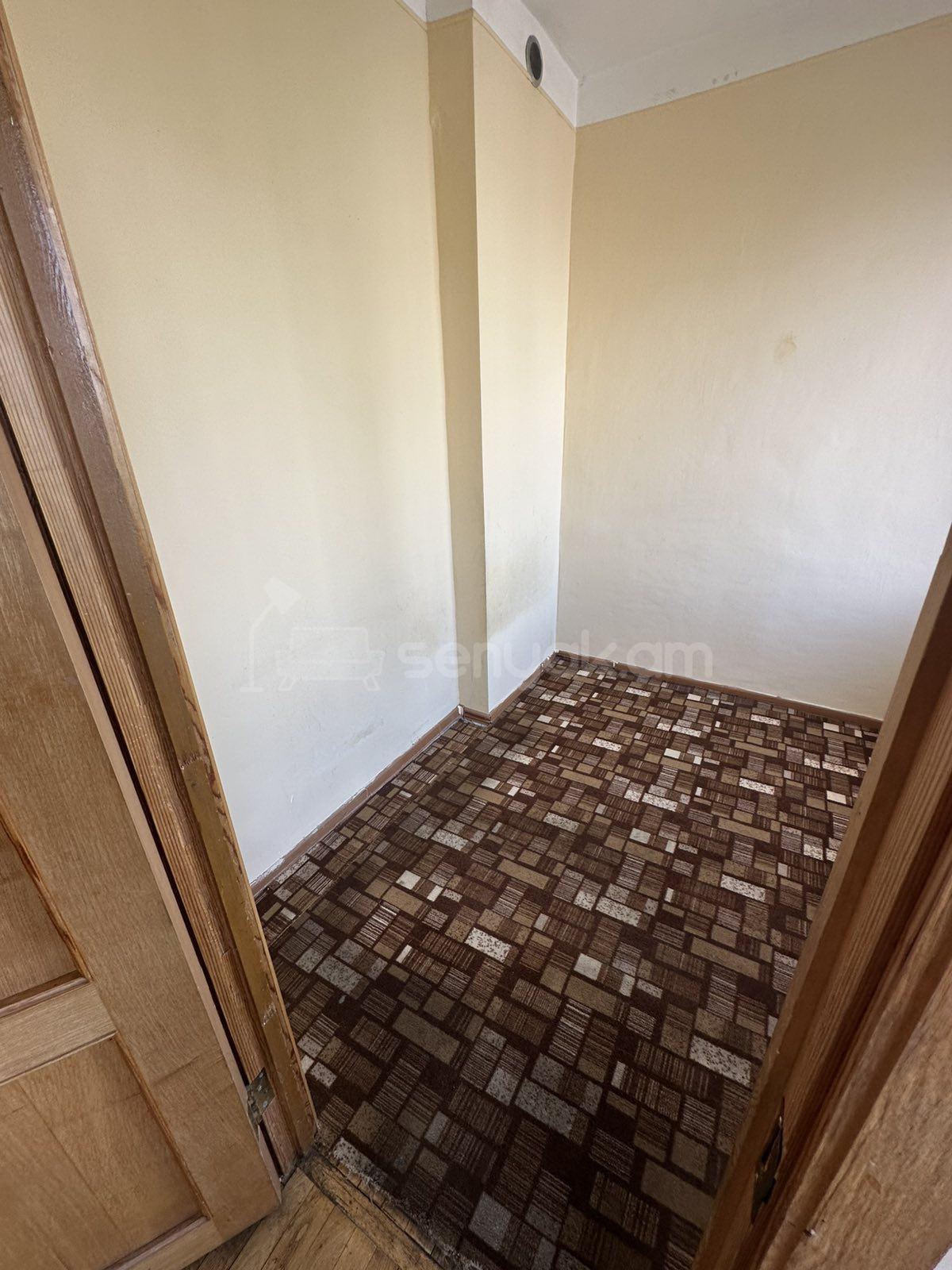 2 Սենյականոց Բնակարան Քարե Շենքում, 60քմ, 3/5 հարկ, Կոսմետիկ Վերանորոգված, Արևկող