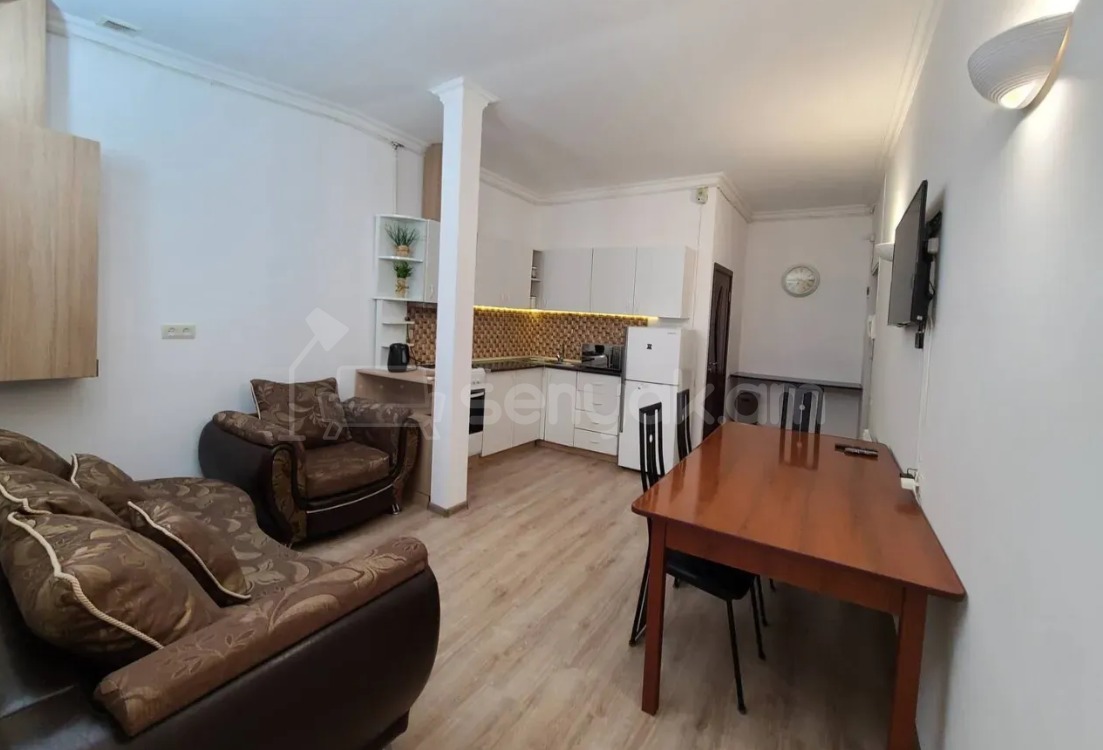 2 Սենյականոց Բնակարան Նորակառույցում, 40քմ, 8/8 հարկ, Կապիտալ Վերանորոգված