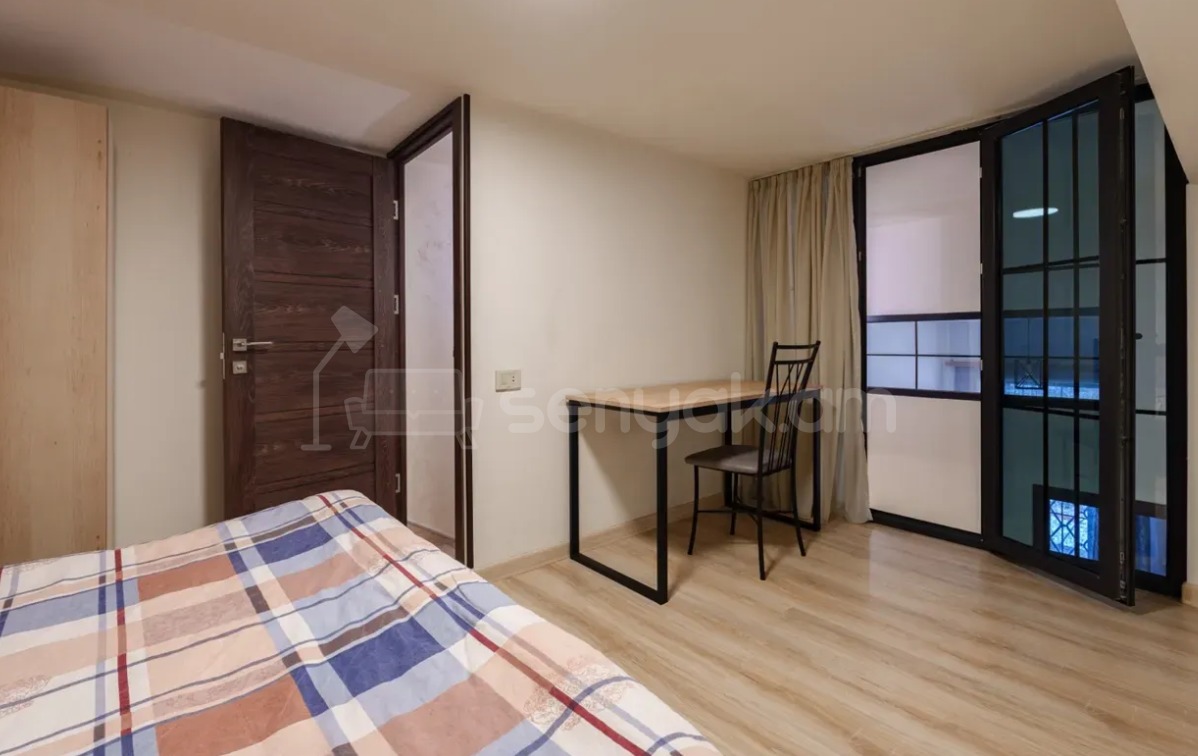 4 Սենյականոց Բնակարան Նորակառույցում, 90քմ, 2/15 հարկ, Դիզայներական Վերանորոգված