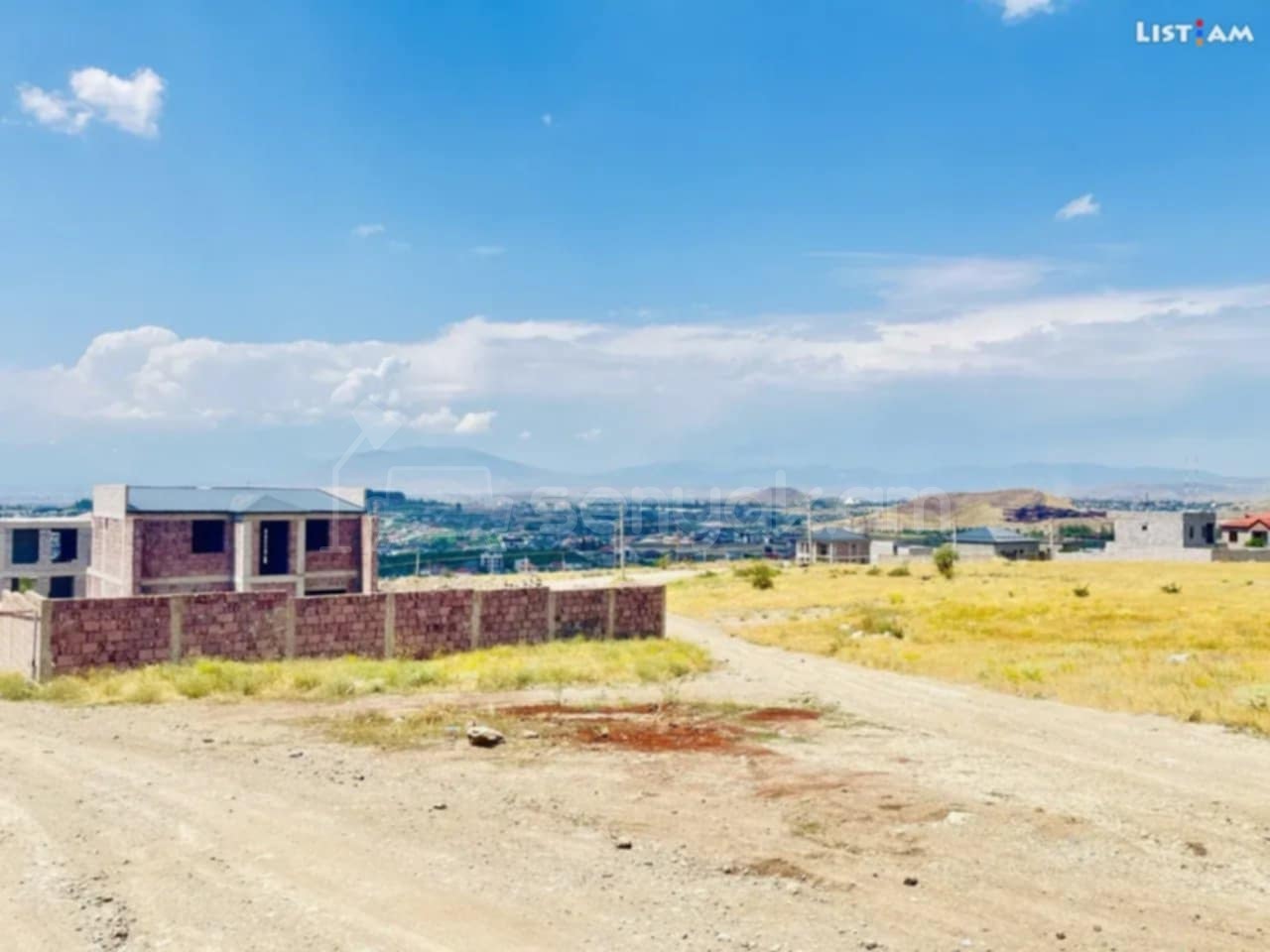 Բնակելի Նշանակության Հողատարածք, 1000քմ