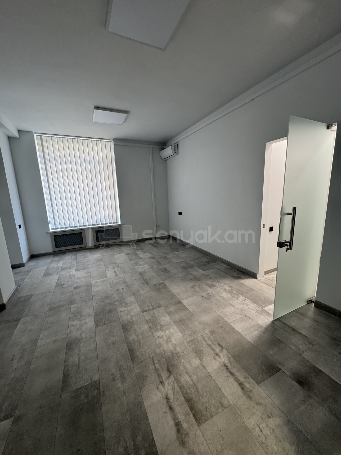 Օֆիսային Տարածք, 165քմ