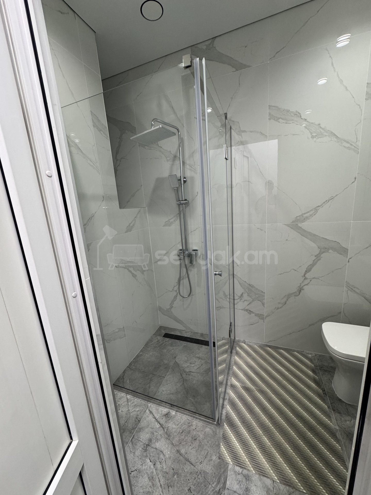 Օֆիսային Տարածք, 165քմ